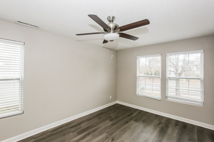 Building Photo - 6464 Matlea Ct