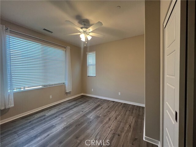 Building Photo - 177 Magnet