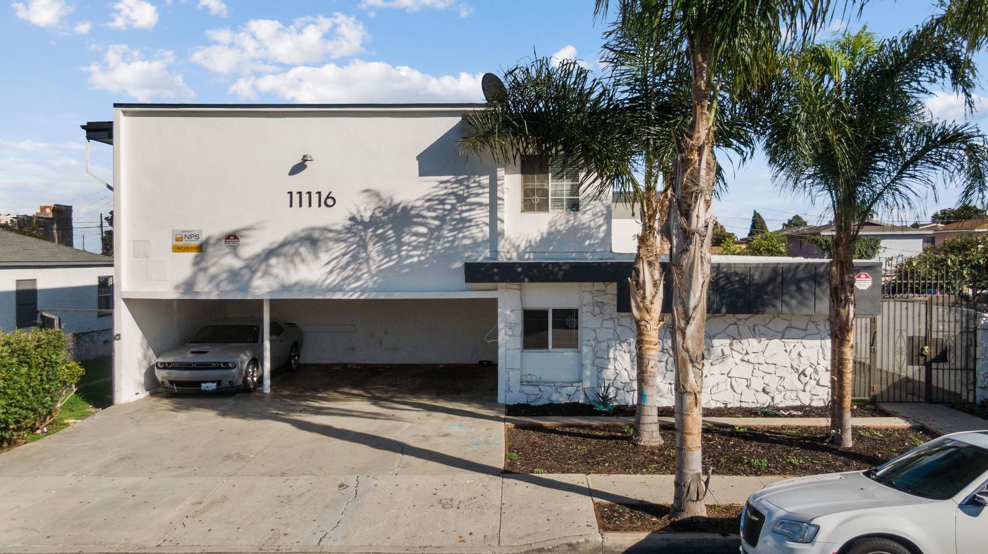 Building Photo - 11116 Berendo Ave