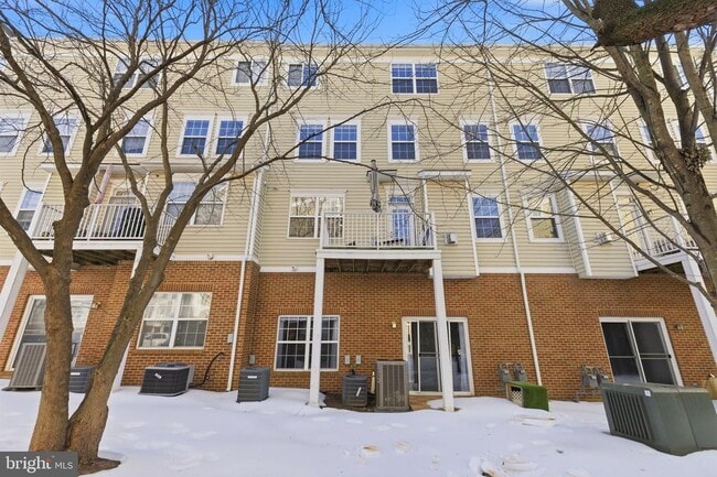 Building Photo - 2454 Curie Ct