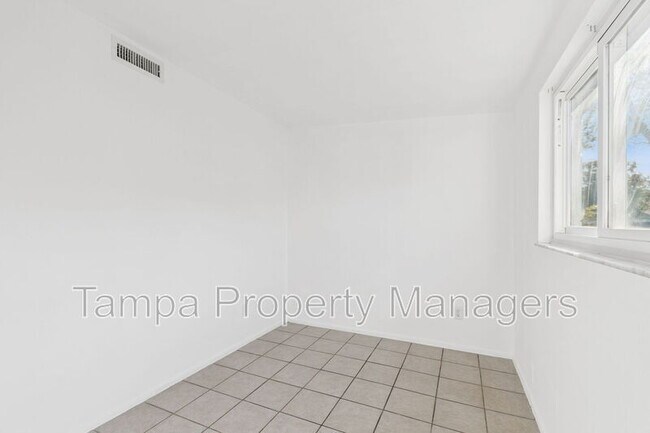 Building Photo - 5801 Emerson Ave S