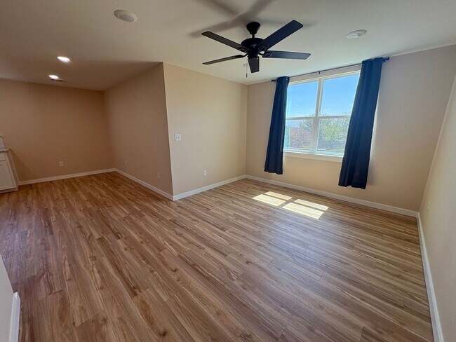 Building Photo - 221 FM 439 Loop