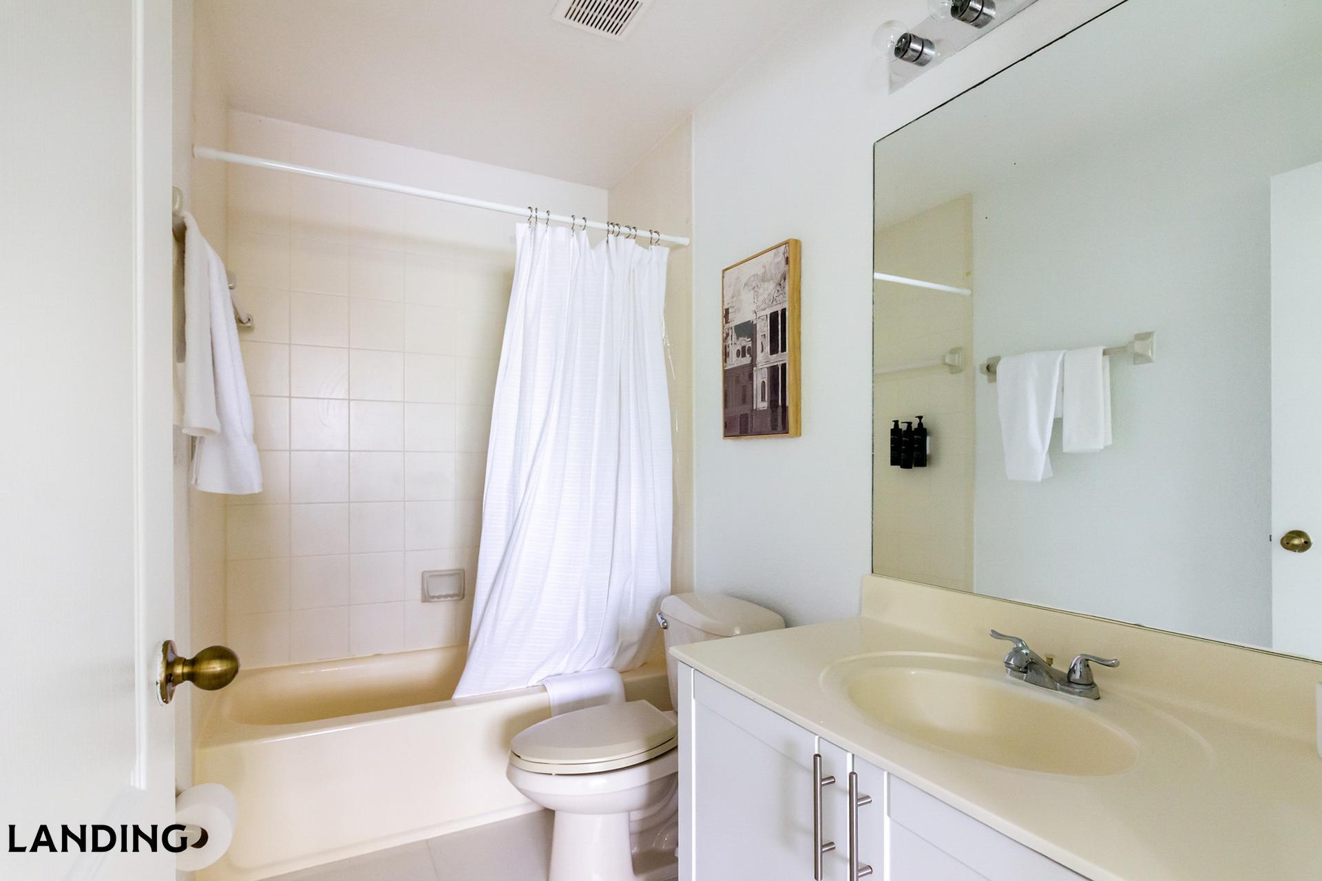 Building Photo - 1140 SE 24th Rd