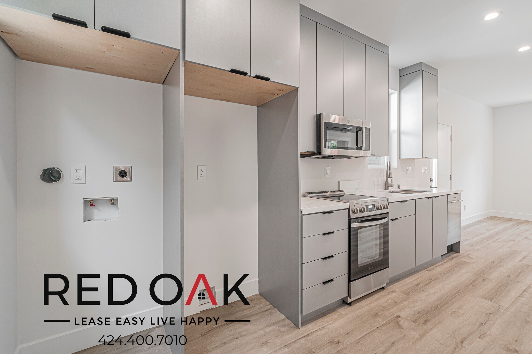 Building Photo - 4592 Riverton Ave