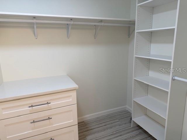 Building Photo - 6120 Country Club Way