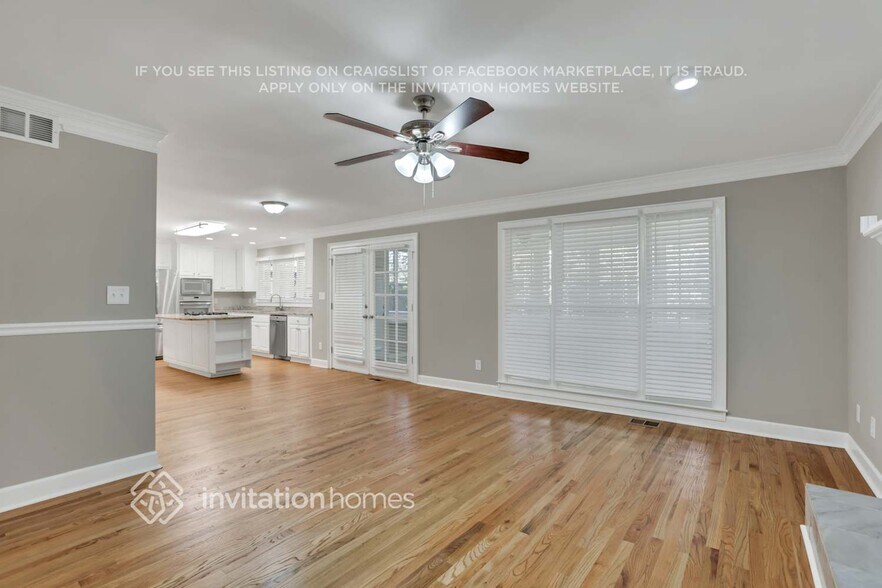 Building Photo - 560 Laurel Wood Ct