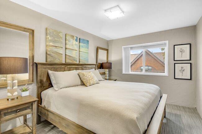 Building Photo - Downtown Anchorage One Bedroom One Bath (203)