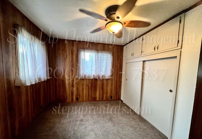 Building Photo - The Villa – Quiet 1 Bedroom Apartment with Mountain Views