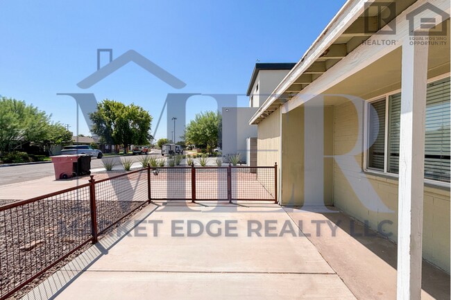 Building Photo - 3Bed/2Bath House in Central Scottsdale! $1...