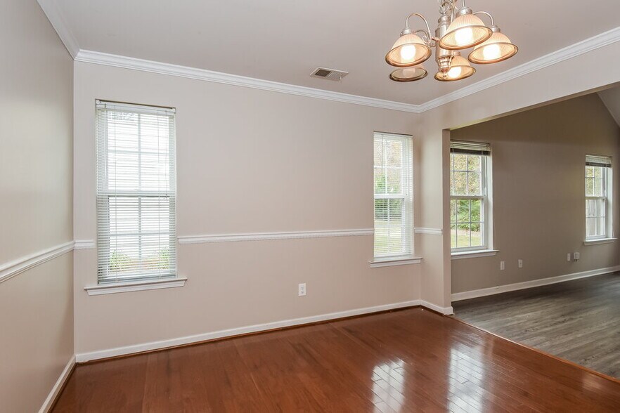 Building Photo - 62 Beaver Pointe