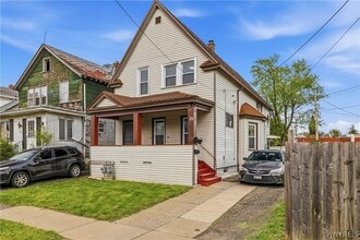 Building Photo - 25 Parkridge Ave