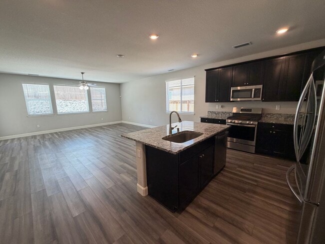 Building Photo - 3 bed/ 2 bath Reno home available in the Wild Stallion Estates