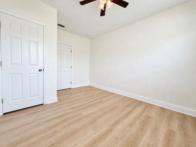 Building Photo - 2714 W Palmetto St