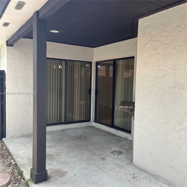Building Photo - 15272 SW 46th Ln