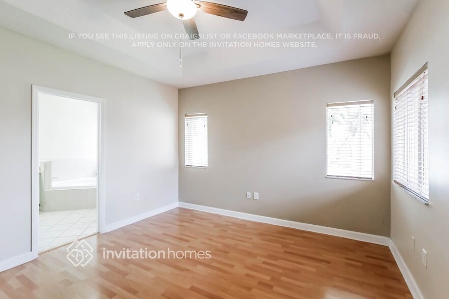 Building Photo - 16349 SW 50th Terrace