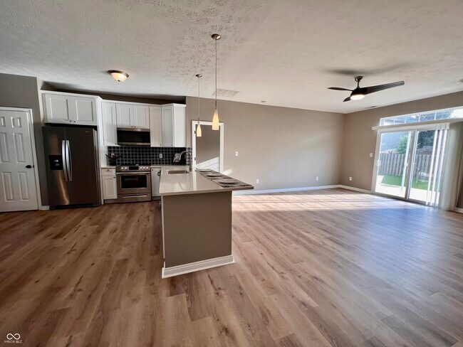 Building Photo - 12972 Brookdale Dr