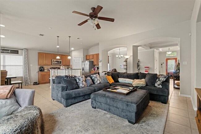 Building Photo - 11917 Lansdowne Rd