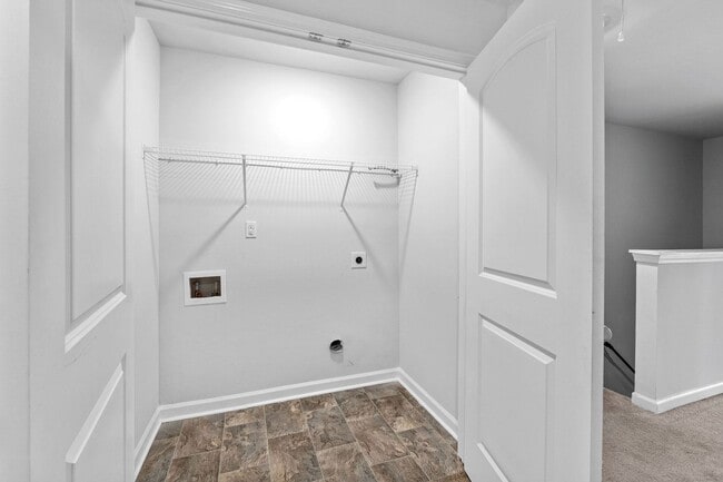 Building Photo - 4343 Newland St