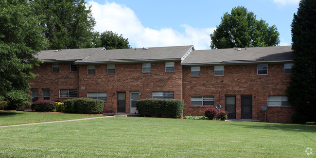 Building Photo - Colts Run Apartments