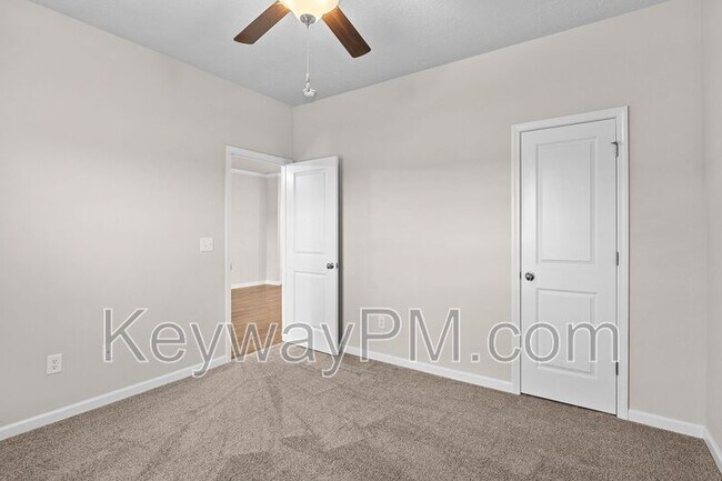 Building Photo - 5017 Greer Dr