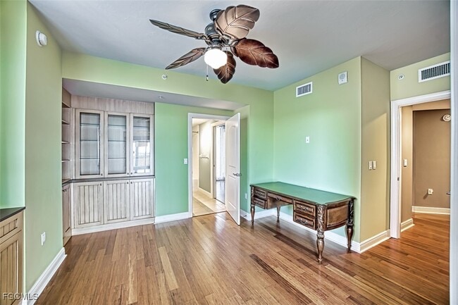 Building Photo - 2104 W First St