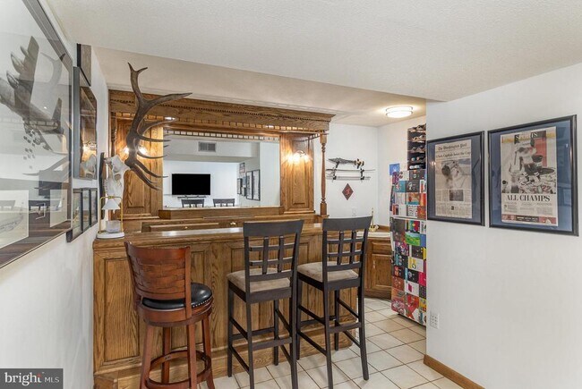 Building Photo - 14807 Statler Dr