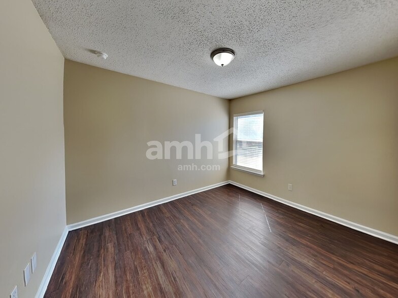 Building Photo - 3264 Talisman Drive