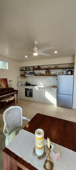Building Photo - 603 Sunset Dr