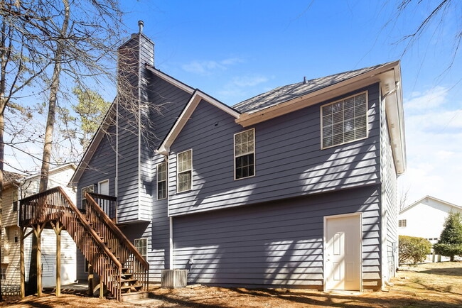 Building Photo - 2740 Owens Dr