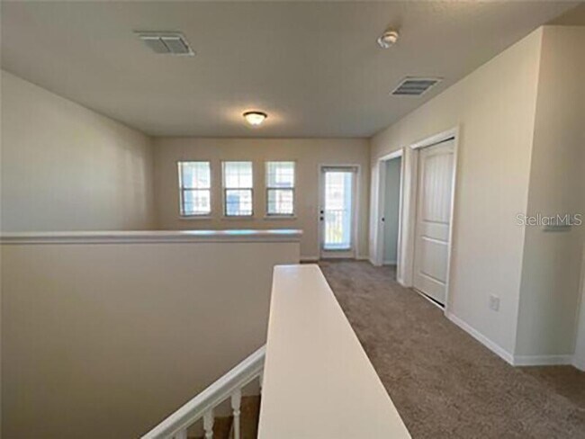 Building Photo - 15663 Pelican Cay Dr