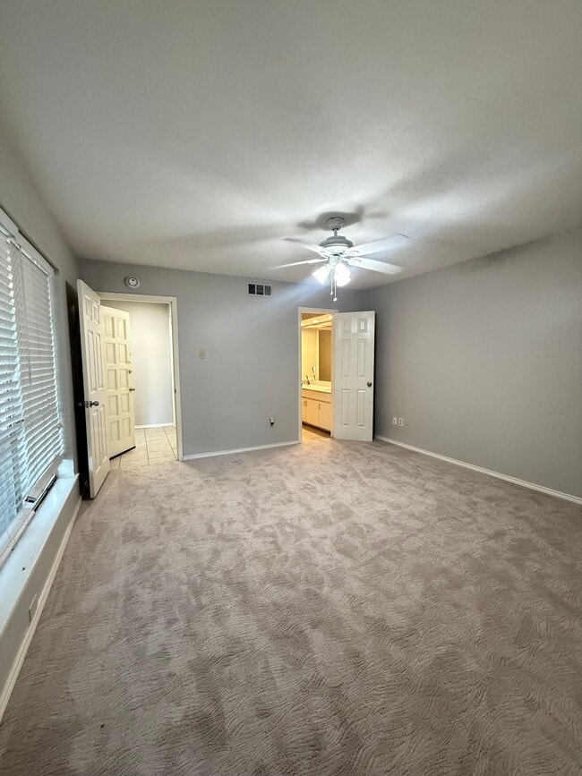 Building Photo - 13532 Red Fern Ln