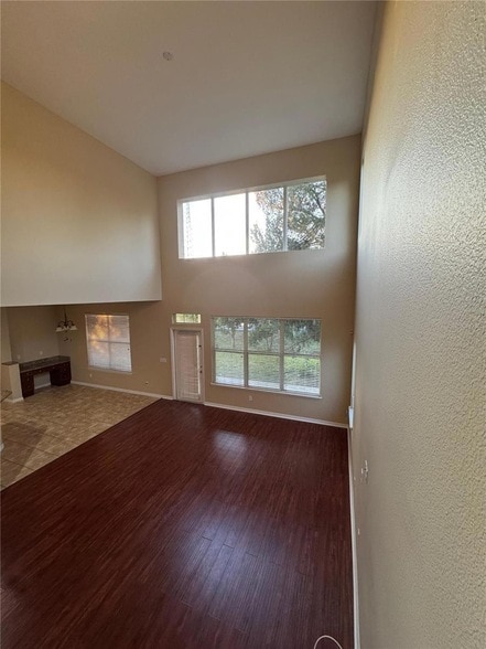Building Photo - 6746 Duncaster St