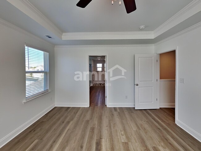 Building Photo - 5307 Trust Dr