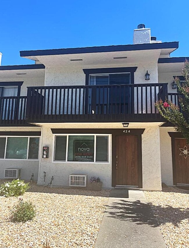 Building Photo - 42 Washington St