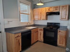 Building Photo - 3 Bedroom, 1 Bath in Manheim Township Scho...