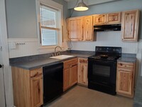 Building Photo - 3 Bedroom, 1 Bath in Manheim Township Scho...