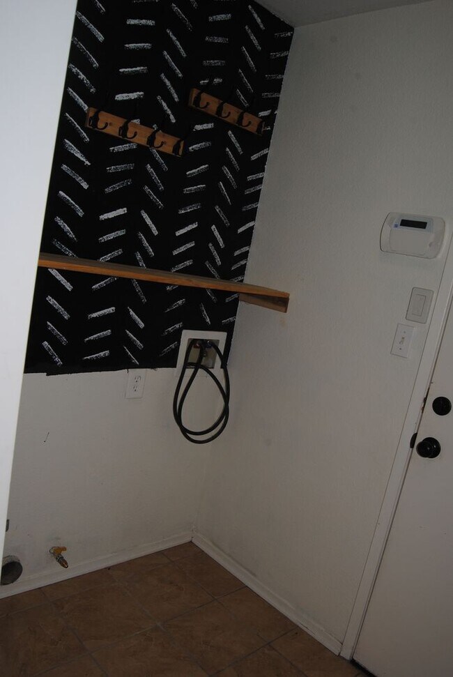 Building Photo - 4739 Shadow Stone St