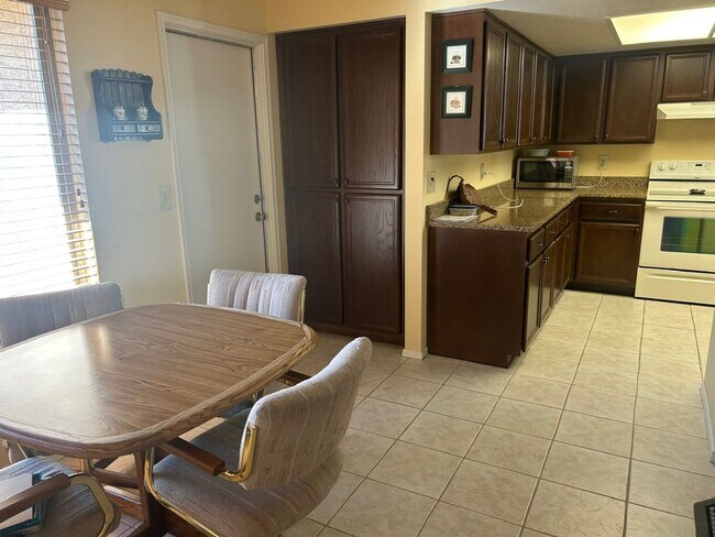 Building Photo - Sun Lakes Furnished short term rental