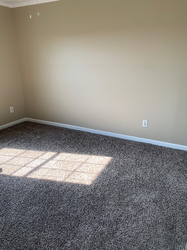 Building Photo - 330 Baldwin St SE