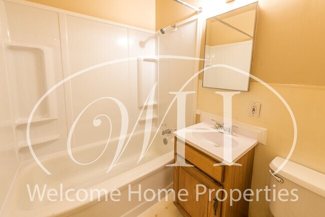 Building Photo - Great 2 Bedroom Home in Residential Walla Walla