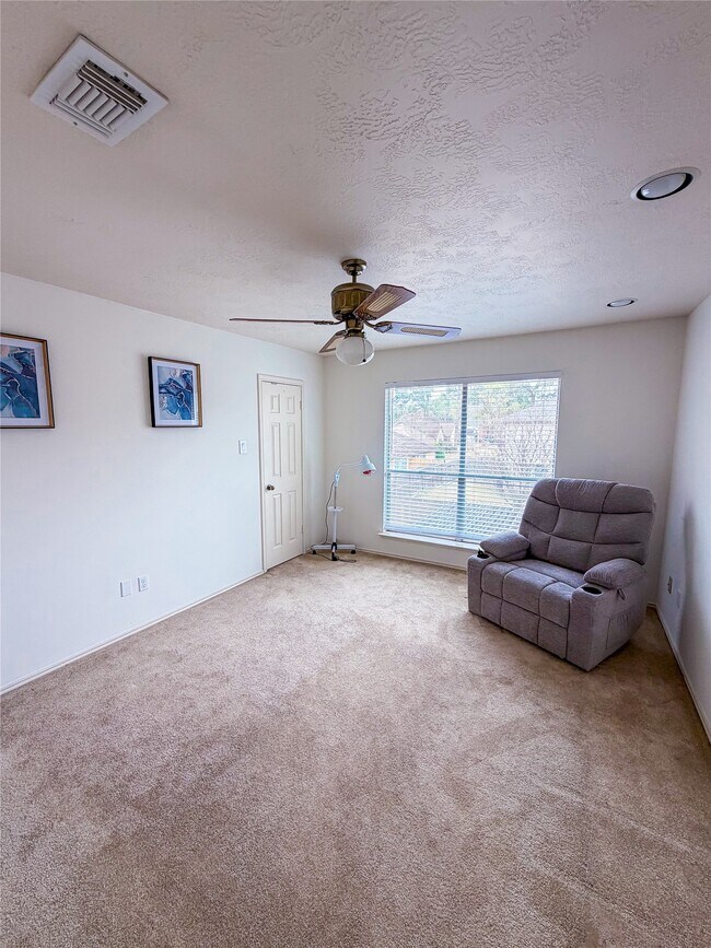 Building Photo - 13422 Blackbird Dr