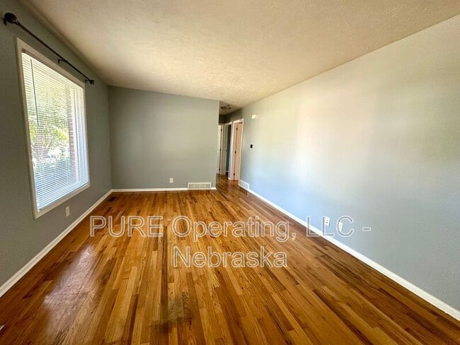 Building Photo - 12735 B St