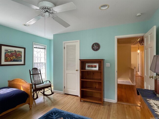 Building Photo - 3 Lamont Ln