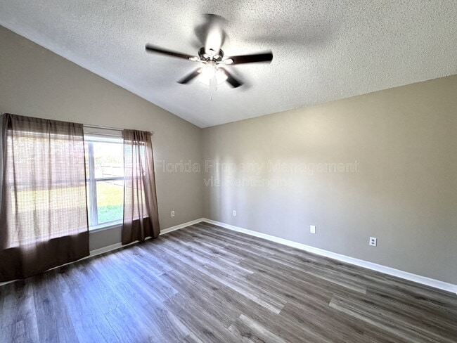 Building Photo - 7305 Marseille Cir
