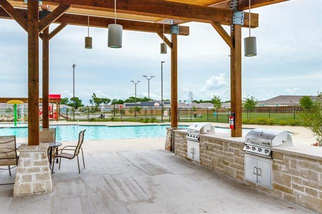 Building Photo - 6739 Highlands St