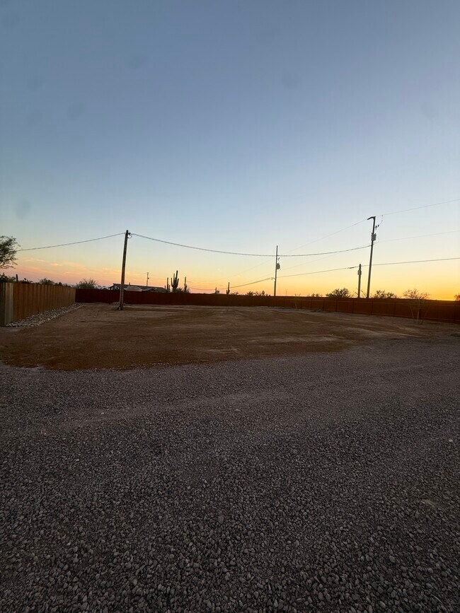 Building Photo - 46633 N 41st Ave