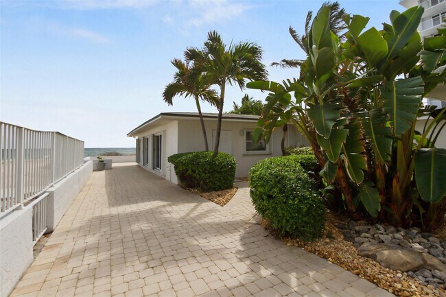 Building Photo - 800 Briny Ave