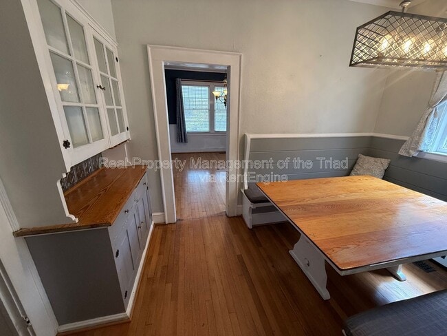 Building Photo - 340 W End Blvd