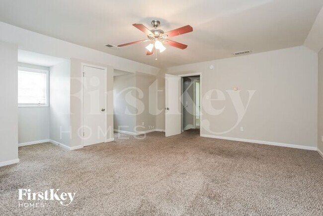 Building Photo - 2796 Water Valley Rd