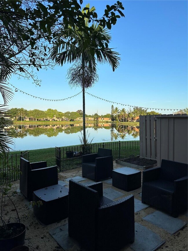 Building Photo - 1683 SW 109th Ter